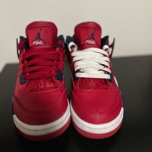 Jordan 4 fiba (gs) size 6